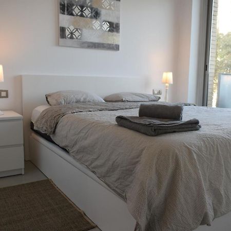 Magnificent Apartment Close To The Beach سان أدريان دي بيزوس المظهر الخارجي الصورة