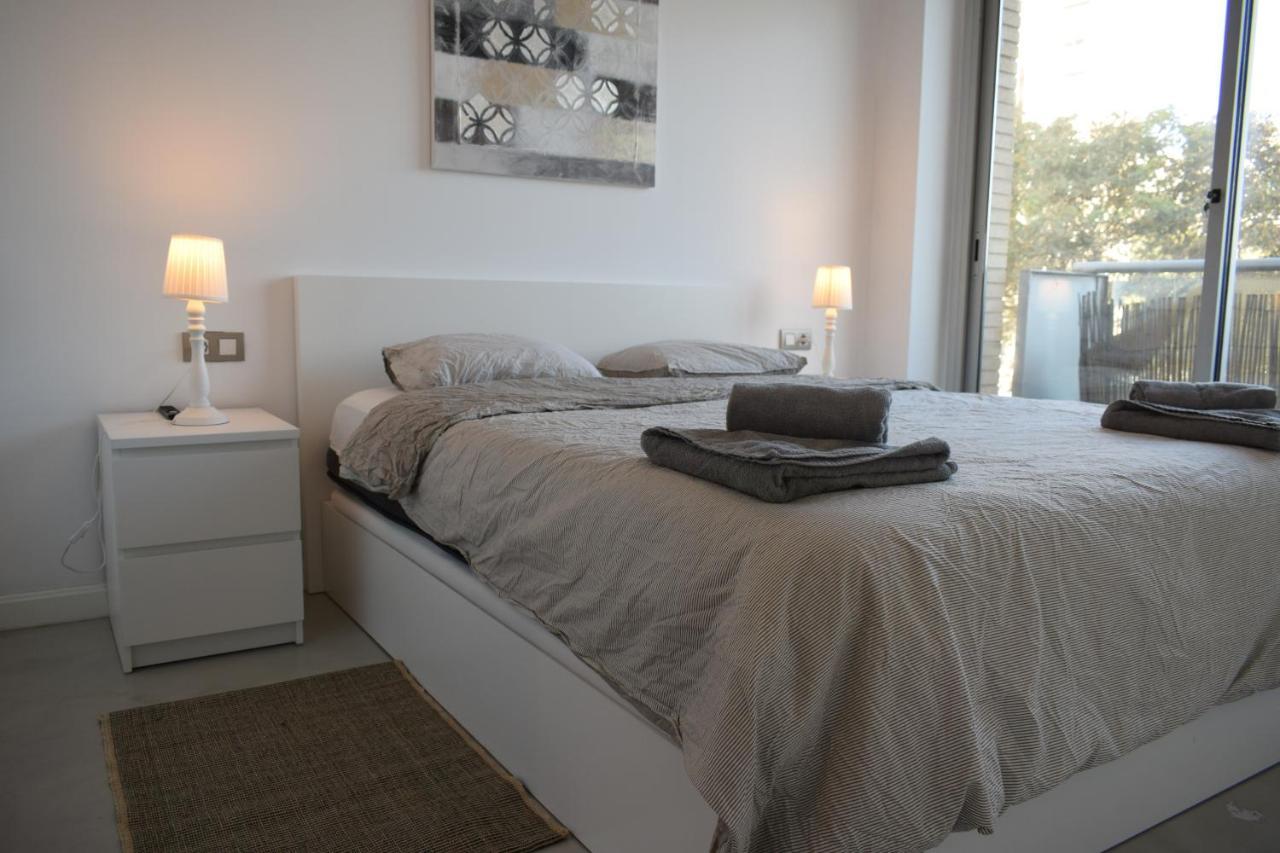 Magnificent Apartment Close To The Beach سان أدريان دي بيزوس المظهر الخارجي الصورة